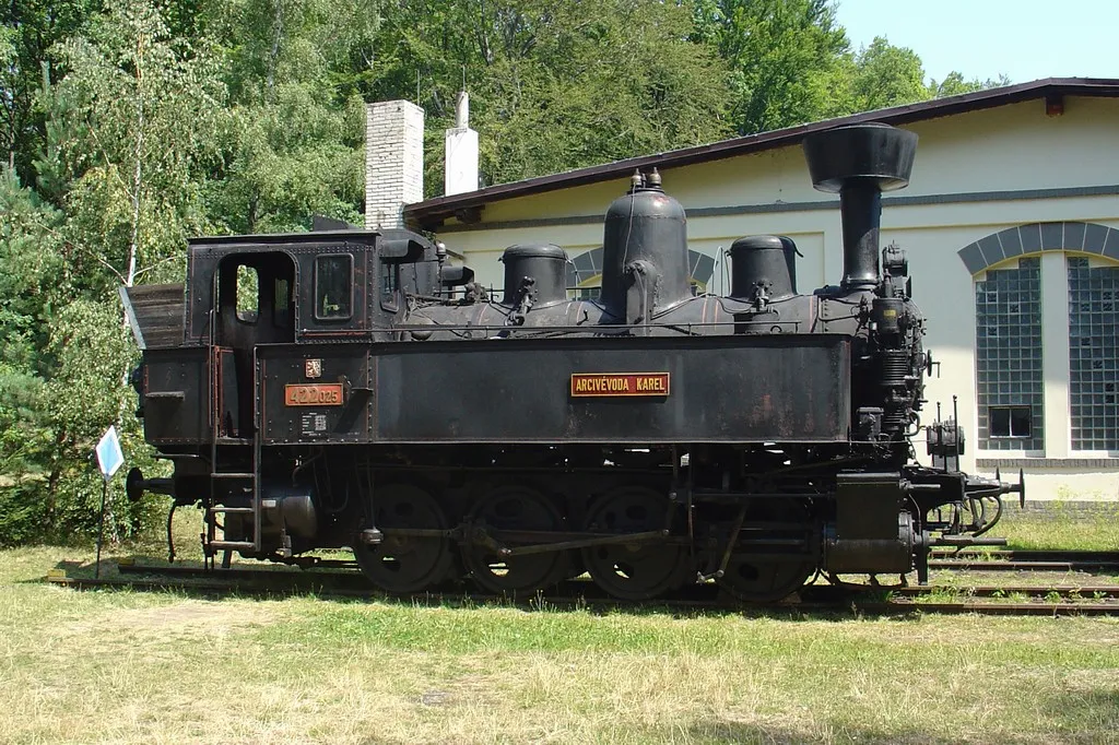 Historická lokomotiva 422.025 Arcivévoda Karel